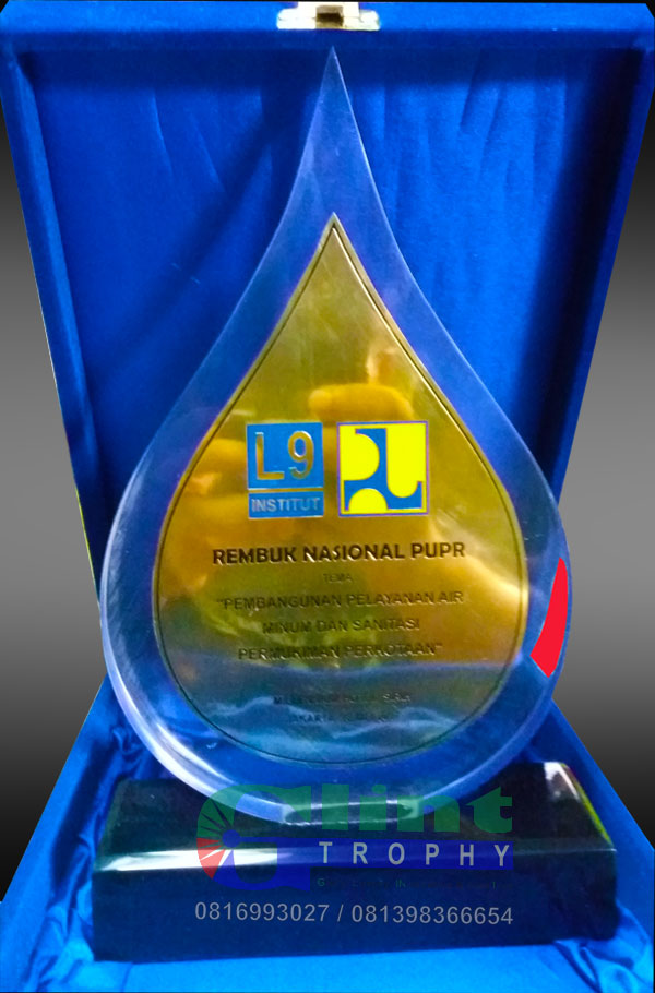 Plakat Fiberglass – Pusat Plakat di Jakarta
