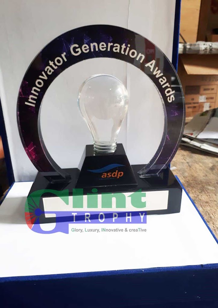 Tempat Pembuatan Plakat Innovator Awards